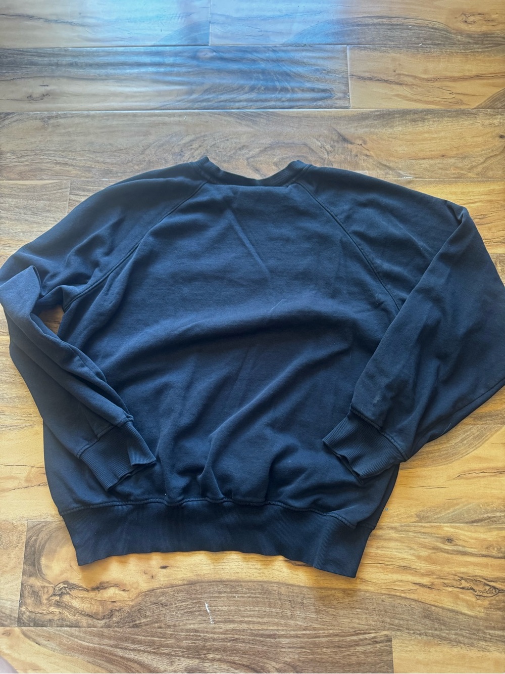 The North Face Men's Navy Crewneck Sweatshirt with Small Logo - Picture 3 of 3